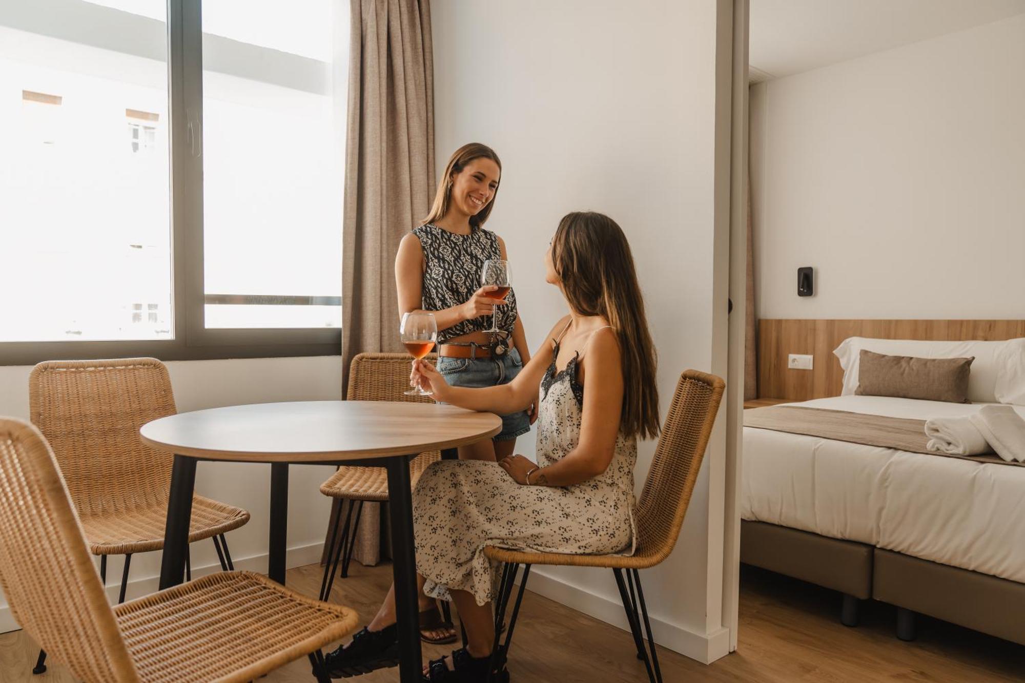 Eszentrico Suites Jerez Jerez de la Frontera Exterior foto
