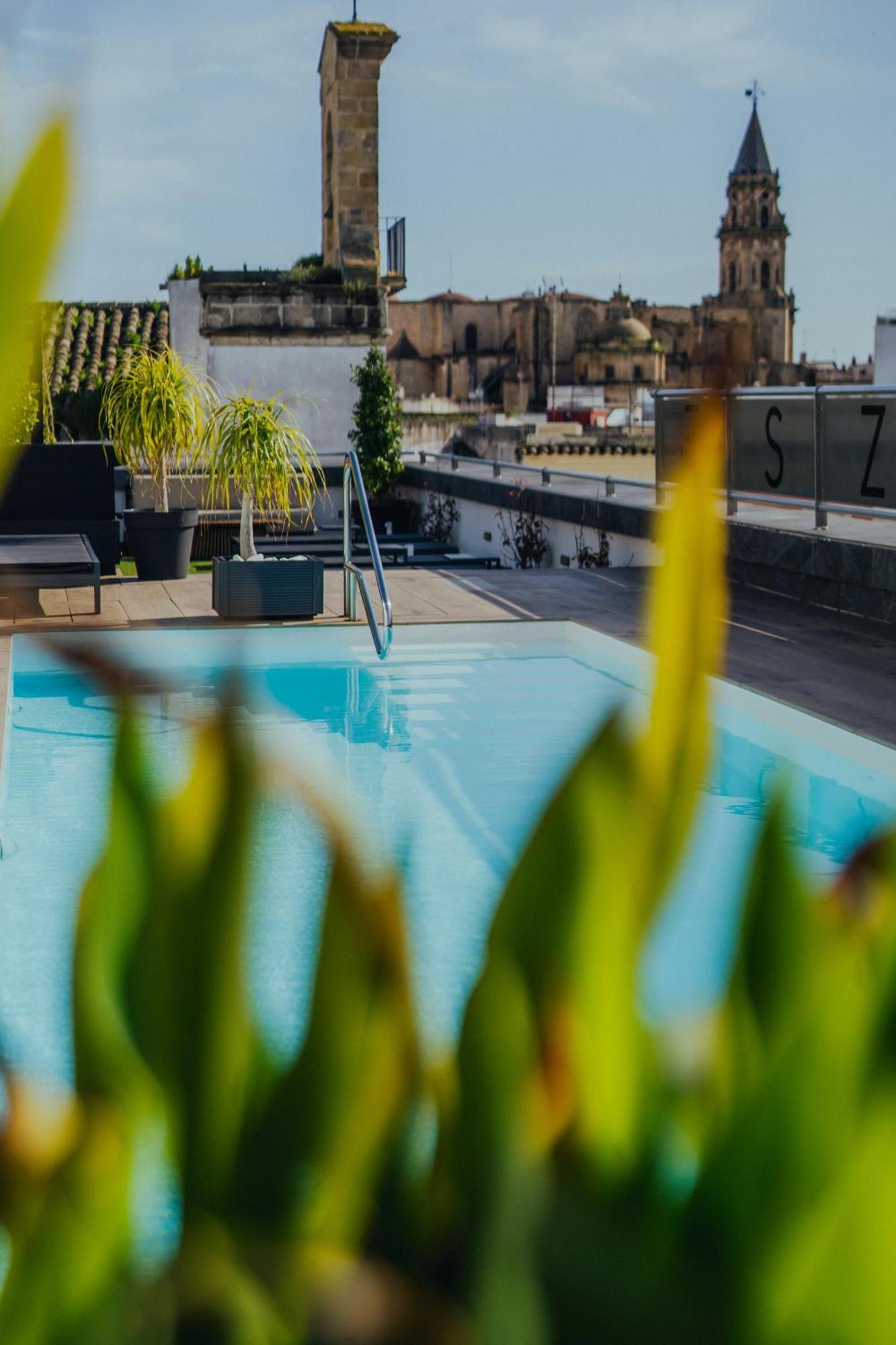 Eszentrico Suites Jerez Jerez de la Frontera Exterior foto